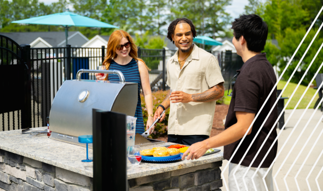friends grilling